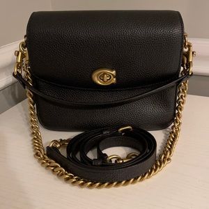 Coach Cassie 19. Black. Excellent used condition